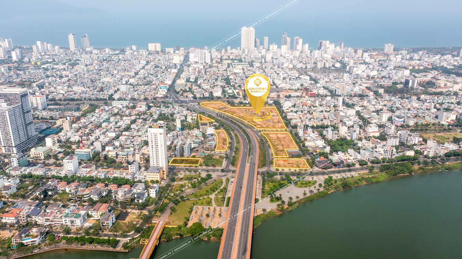 Cận cảnh công trường Sun Cosmo Residence Đà Nẵng